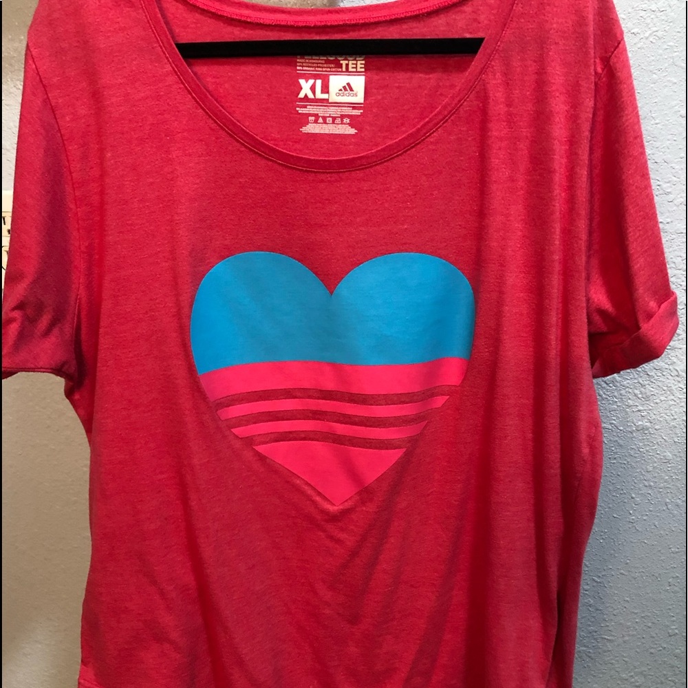 Women’s XL adidas shirt
